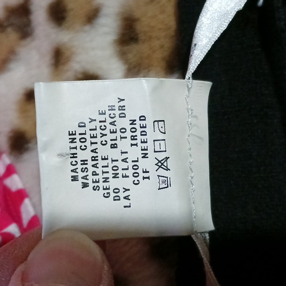 FINAL Price before donated. Max Studio Lil' Black Silky Tank Top Sz S - Picture 9 of 9